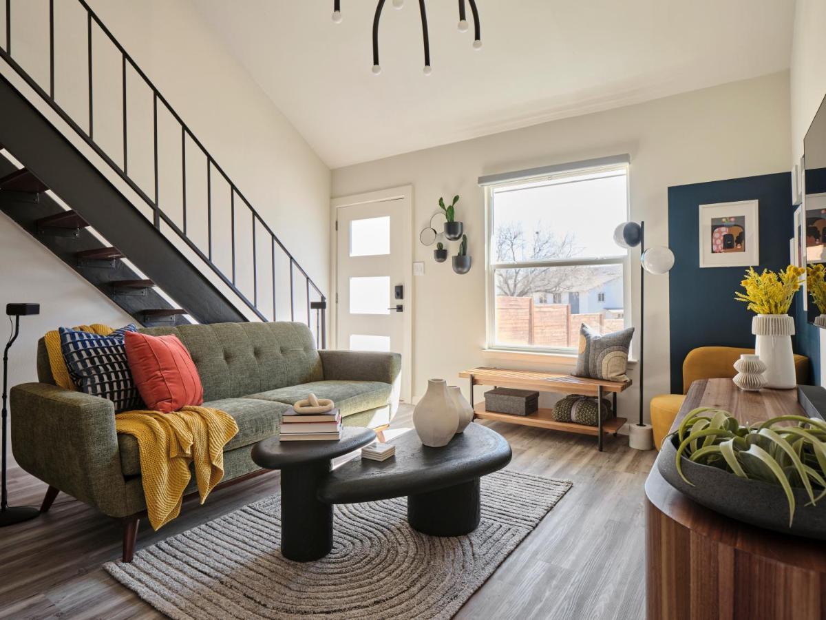 Midcentury Couples Designer Loft - Casa Tuya Lägenhet Austin Exteriör bild